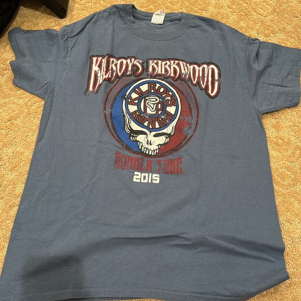 Kilroys on Kirkwood grateful dead tee vintage